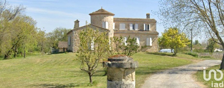 Mansion 7 rooms of 230 m² in Soussans (33460)