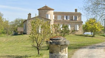 Mansion 7 rooms of 230 m² in Soussans (33460)