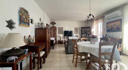 Apartment 4 rooms of 92 m² in Port-la-Nouvelle (11210)