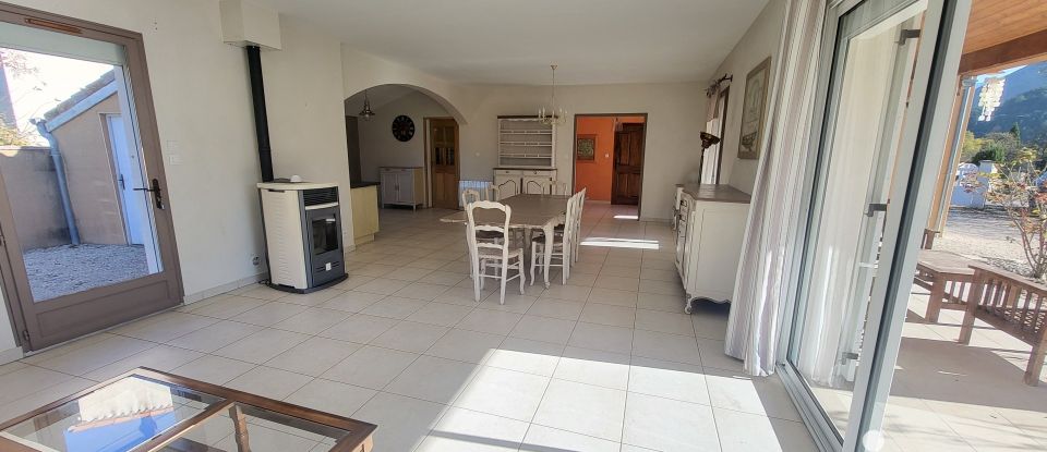 House 3 rooms of 100 m² in La Motte-Chalancon (26470)