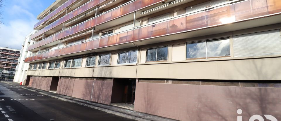 Apartment 5 rooms of 98 m² in Clermont-Ferrand (63000)