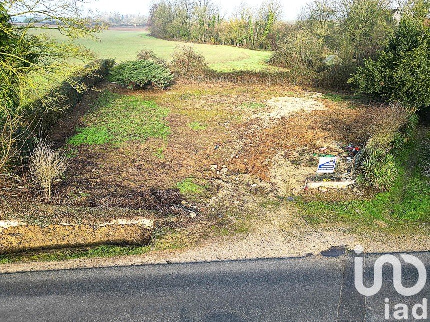 Land of 702 m² in Aulnoy (77120)