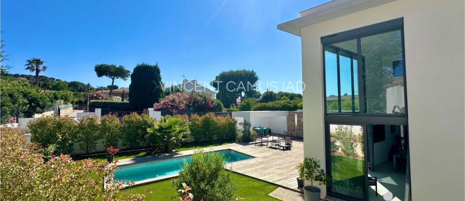 House 5 rooms of 120 m² in Six-Fours-les-Plages (83140)