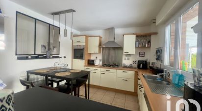 Pavillon 6 pièces de 117 m² à Vendin-le-Vieil (62880)