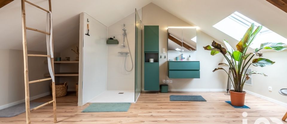 Maison 7 pièces de 150 m² à Kuntzig (57970)