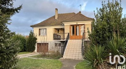 Maison 5 pièces de 128 m² à Les Ageux (60700)