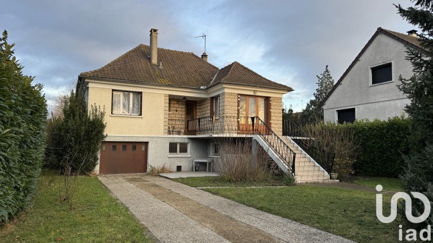 Maison 5 pièces de 128 m² à Les Ageux (60700)