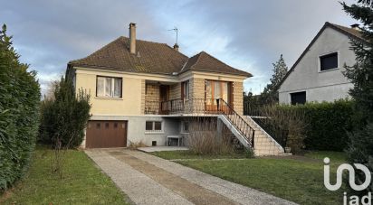 Maison 5 pièces de 128 m² à Les Ageux (60700)