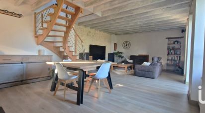 House 5 rooms of 139 m² in Livré-sur-Changeon (35450)