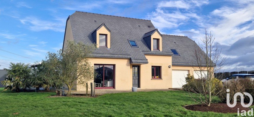 House 5 rooms of 157 m² in Livré-sur-Changeon (35450)