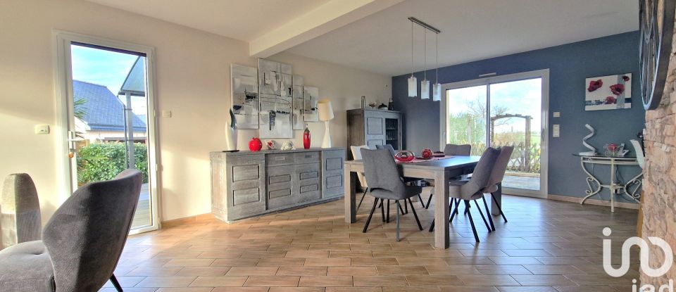 House 5 rooms of 157 m² in Livré-sur-Changeon (35450)