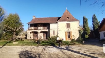 Ferme 7 pièces de 210 m² à Prats-du-Périgord (24550)