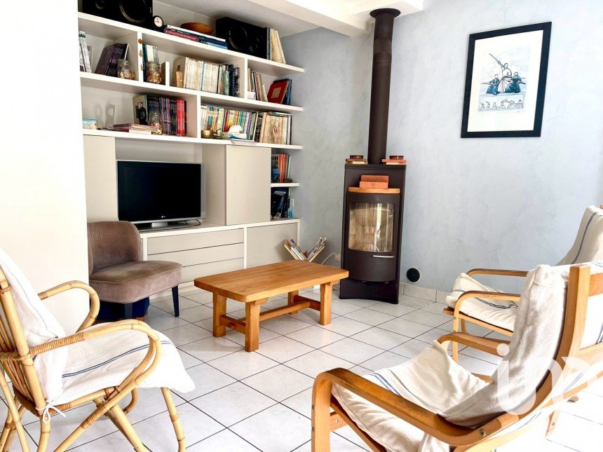 House 6 rooms of 130 m² in Saint-Herblain (44800)