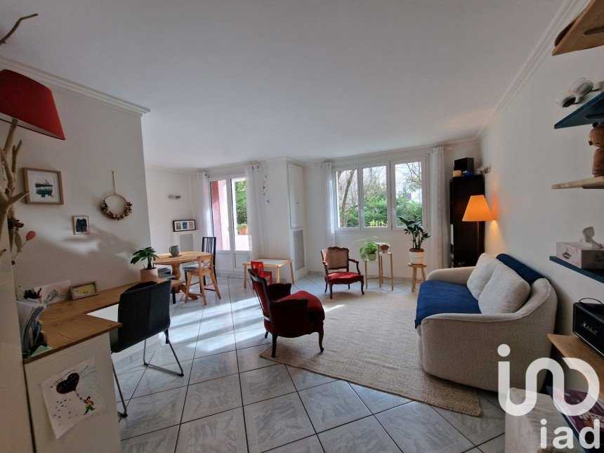 Apartment 5 rooms of 79 m² in Grenoble (38100)