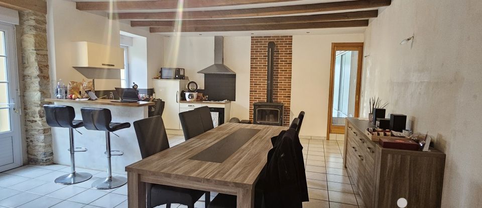 Maison 7 pièces de 176 m² à Rieux (56350)