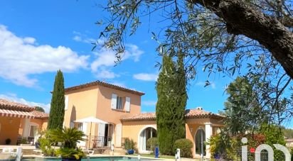 House 6 rooms of 205 m² in Saint-Raphaël (83700)