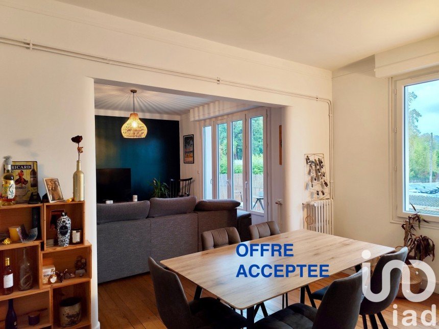 Appartement 4 pièces de 90 m² à Billère (64140)