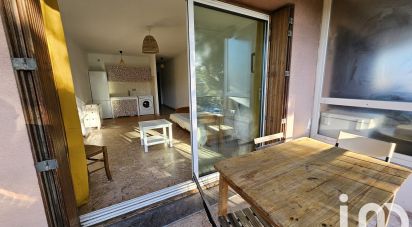 Studio 1 room of 28 m² in Sanary-sur-Mer (83110)