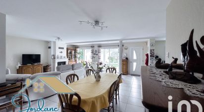 House 6 rooms of 160 m² in Saint-Palais-sur-Mer (17420)