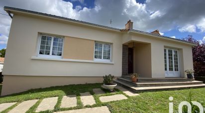 Maison traditionnelle 4 pièces de 105 m² à Les Herbiers (85500)