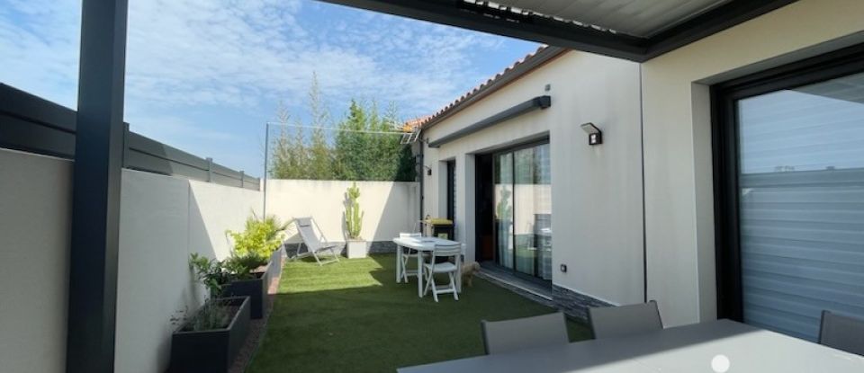 Maison 4 pièces de 94 m² à Saleilles (66280)