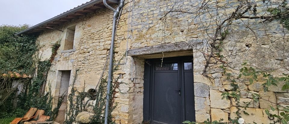 Maison 7 pièces de 386 m² à Fontenille (16230)