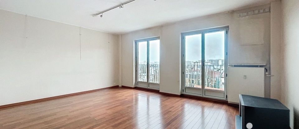 Duplex 6 rooms of 135 m² in Reims (51100)