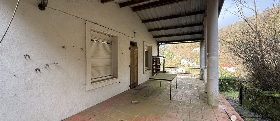 Maison 4 pièces de 102 m² à Labastide-Rouairoux (81270)