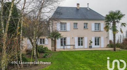 Maison 7 pièces de 205 m² à Traînou (45470)