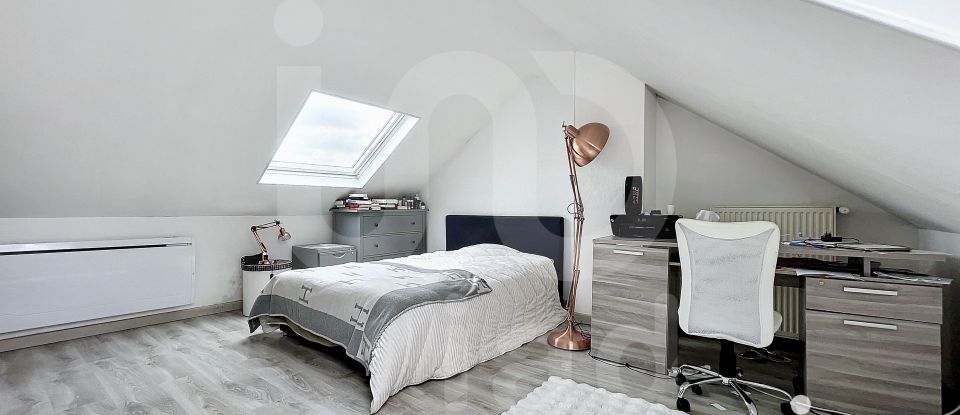 Maison 7 pièces de 115 m² à Montfermeil (93370)