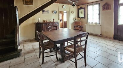 Traditional house 6 rooms of 126 m² in Parentis-en-Born (40160)