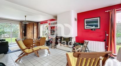 House 6 rooms of 118 m² in LE BONO (56400)