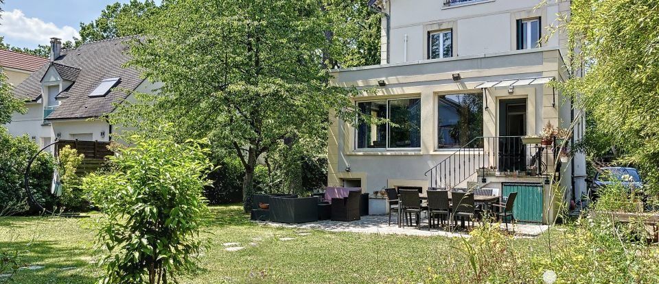 Pavillon 7 pièces de 180 m² à Aulnay-sous-Bois (93600)