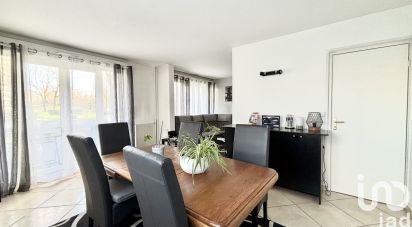 Appartement 4 pièces de 82 m² à Chilly-Mazarin (91380)