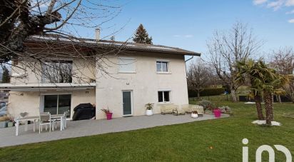 Traditional house 6 rooms of 146 m² in Savigny (74520)