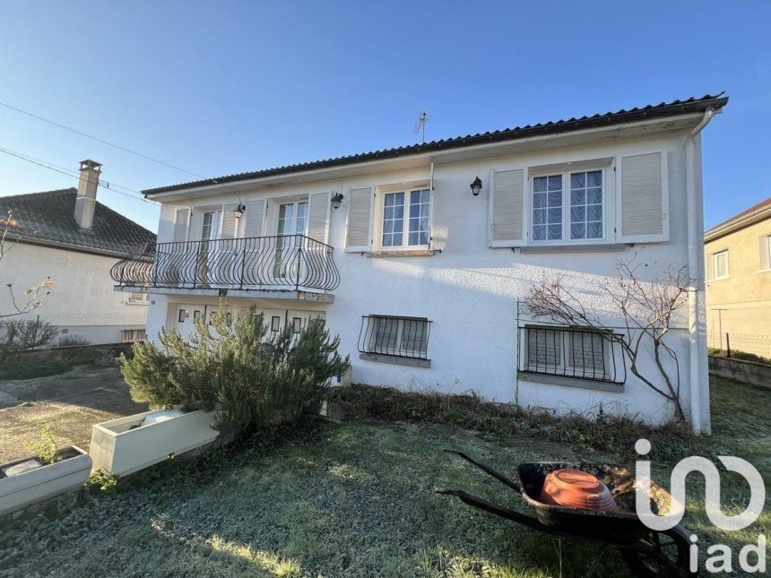 Maison 5 pièces de 100 m² à Bettancourt-la-Ferrée (52100)