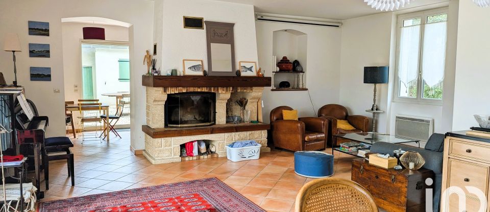 Traditional house 5 rooms of 117 m² in Toulon (83000)