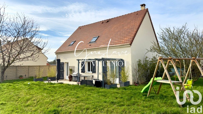 Maison traditionnelle 6 pièces de 121 m² à Vémars (95470)