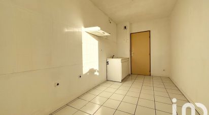 Apartment 4 rooms of 64 m² in Castelnaudary (11400)