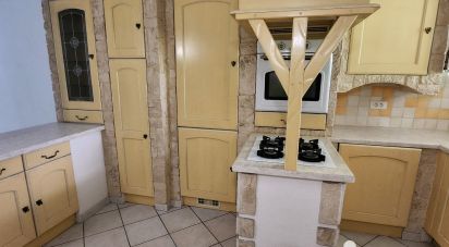 Apartment 3 rooms of 63 m² in Nice (06100)