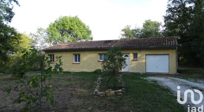 Maison 4 pièces de 130 m² à Lempaut (81700)