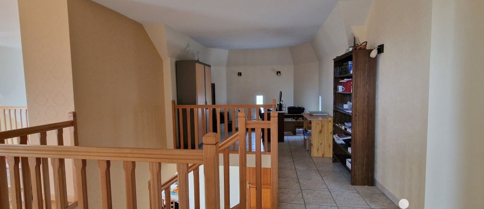 Architect house 6 rooms of 208 m² in Chalonnes-sur-Loire (49290)