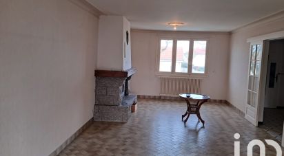 Traditional house 3 rooms of 98 m² in Les Sorinières (44840)