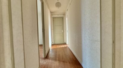 Apartment 4 rooms of 87 m² in Viroflay (78220)