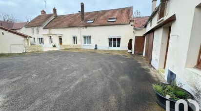 Country house 7 rooms of 296 m² in Barbonne-Fayel (51120)