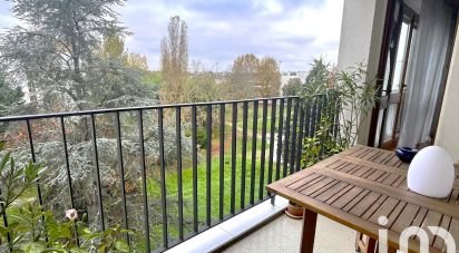 Appartement 4 pièces de 80 m² à Bruges (33520)