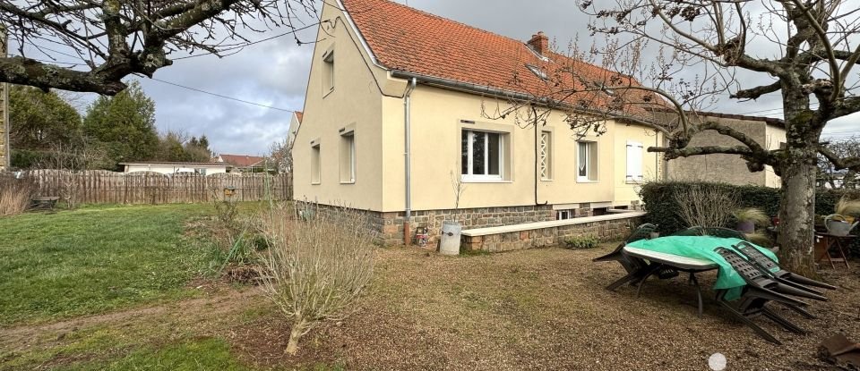 Traditional house 5 rooms of 100 m² in Bourbon-Lancy (71140)