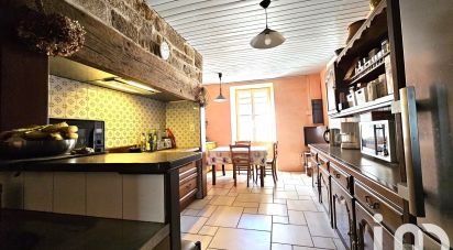 Town house 6 rooms of 130 m² in Lacapelle-Marival (46120)