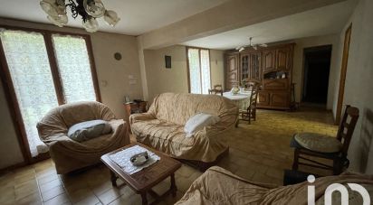 House 4 rooms of 94 m² in Saint-Seurin-sur-l'Isle (33660)