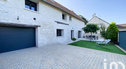 Village house 5 rooms of 155 m² in Follainville-Dennemont (78520)